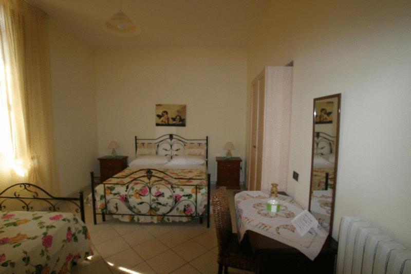 Tavernola - Locanda Di Campagna Battipaglia Room photo